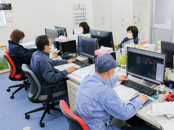 アプリバー：設計スタッフ